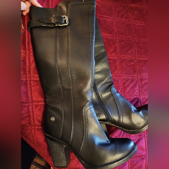 Below the knee boots size 6 - Picture 6 of 8